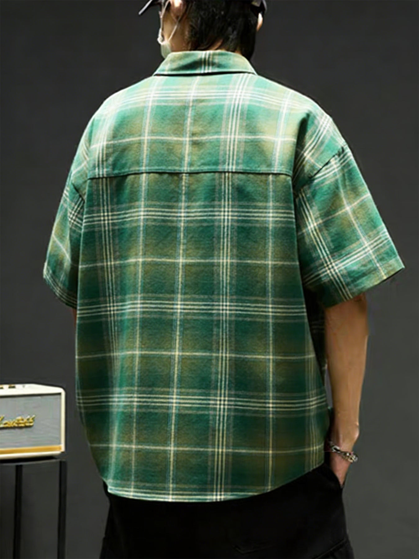 Men's American Vintage Style Green Plaid Short-Sleeve Shirt, Casual Lapel Collar, Trendy Outerwear Plaid Shirt